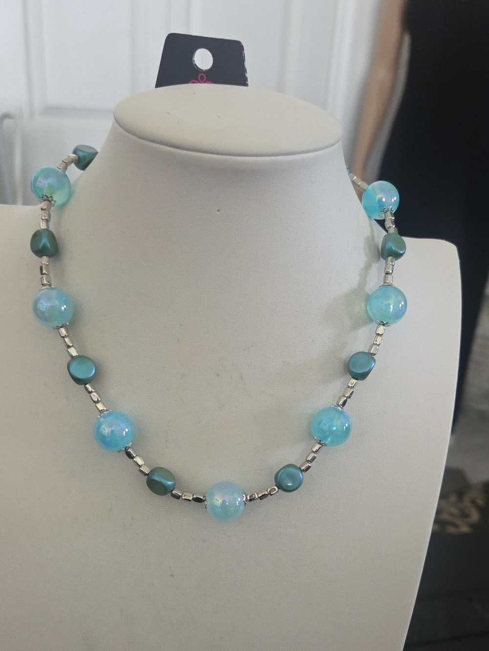 Paparazzi Blue Bead Necklace NWT